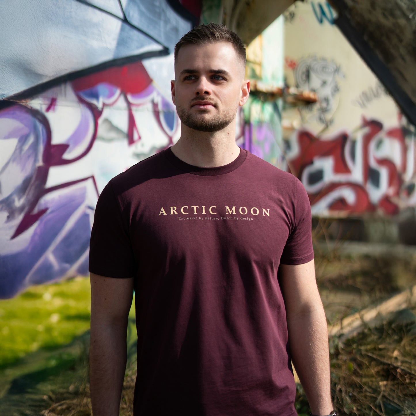 T-shirt - Time is an illusion